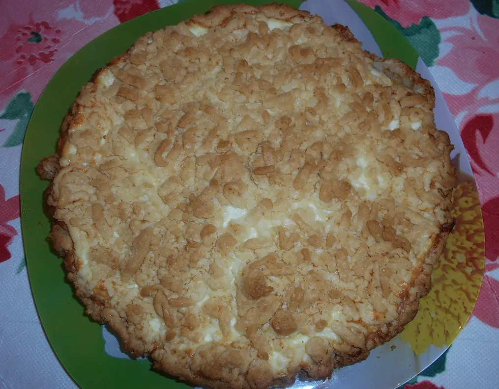 Тёртый пирог с яблочным вареньем