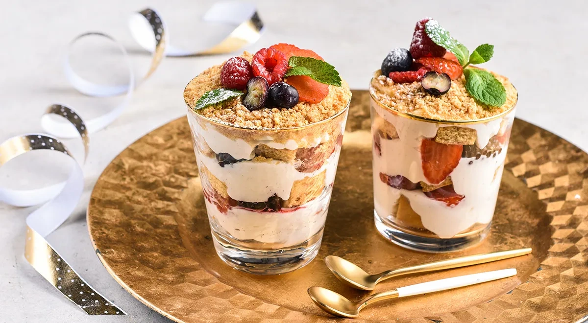 Трайфл Медовик в стакане