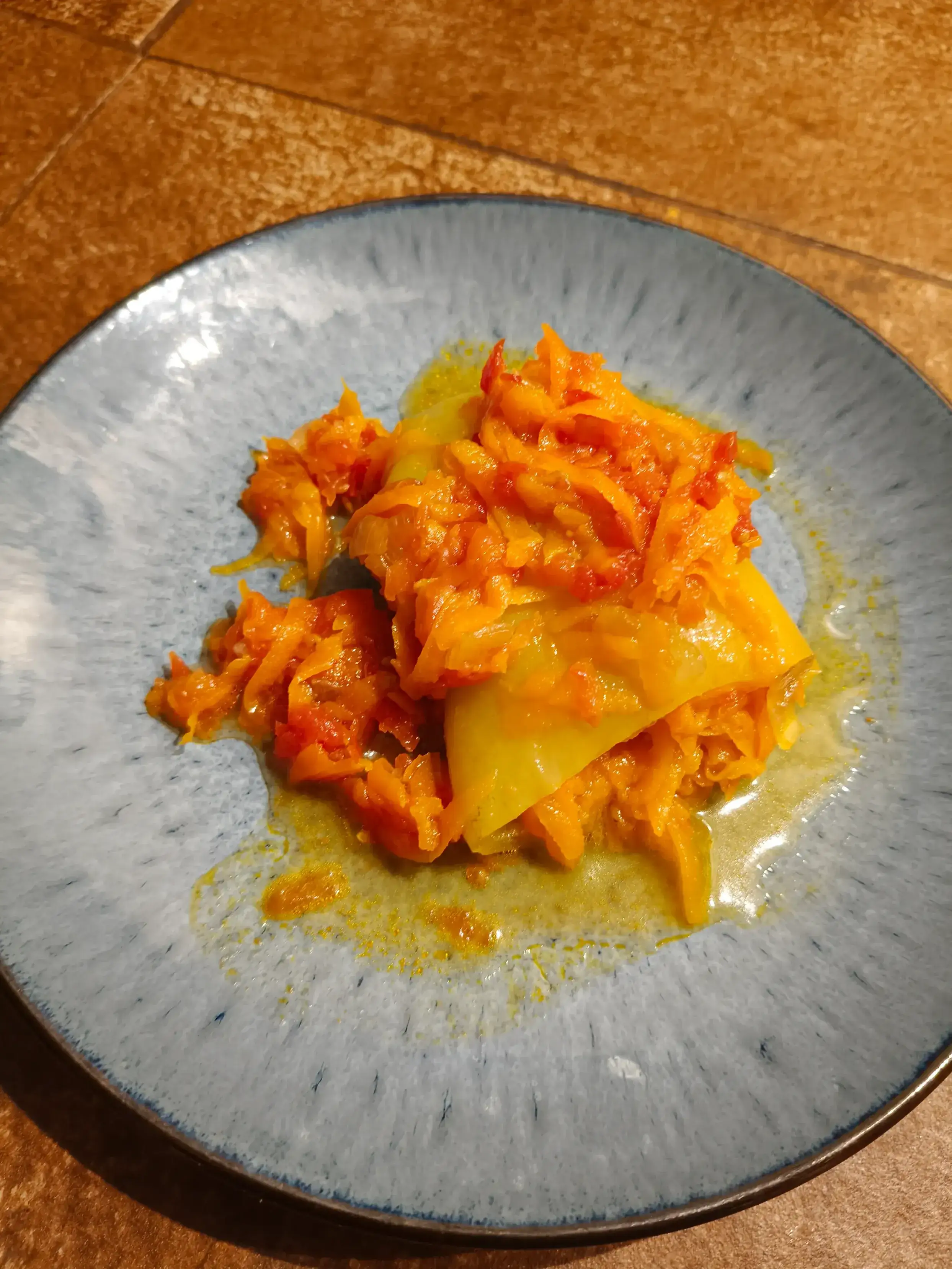 Болгарский перец с морковью в пароварке