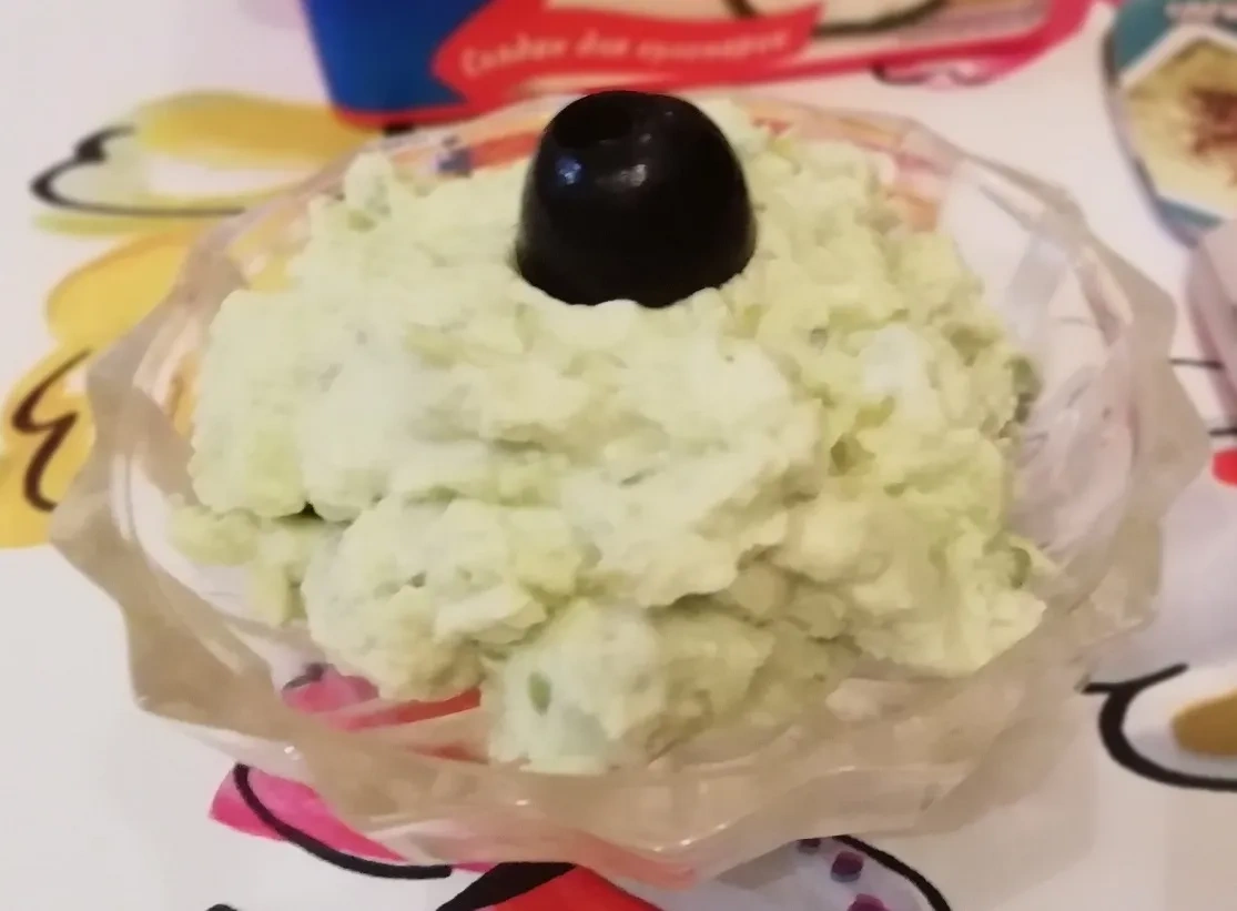 Творожный мусс с авокадо