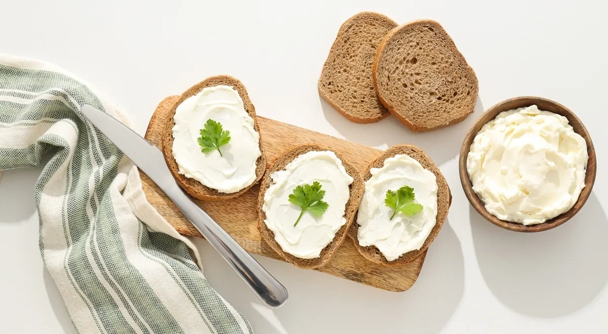 Творожный сыр из сметаны