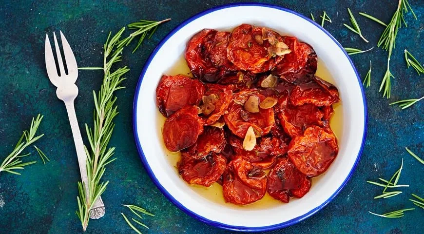 Вяленые помидоры с розмарином
