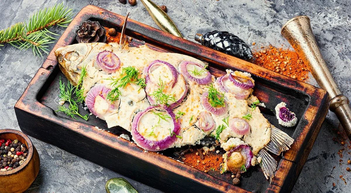 Запеченный карп в сметане