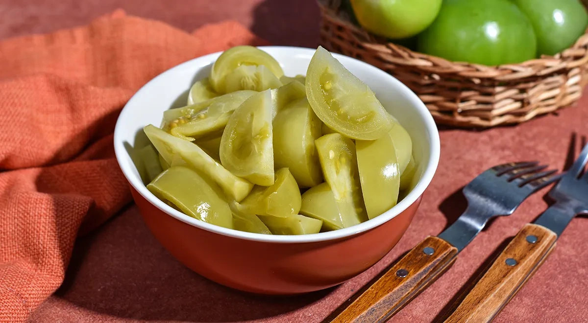 Зеленые помидоры дольками на зиму