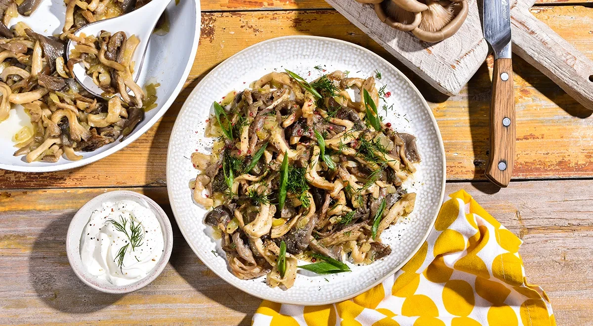 Жаренные вешенки на сковороде