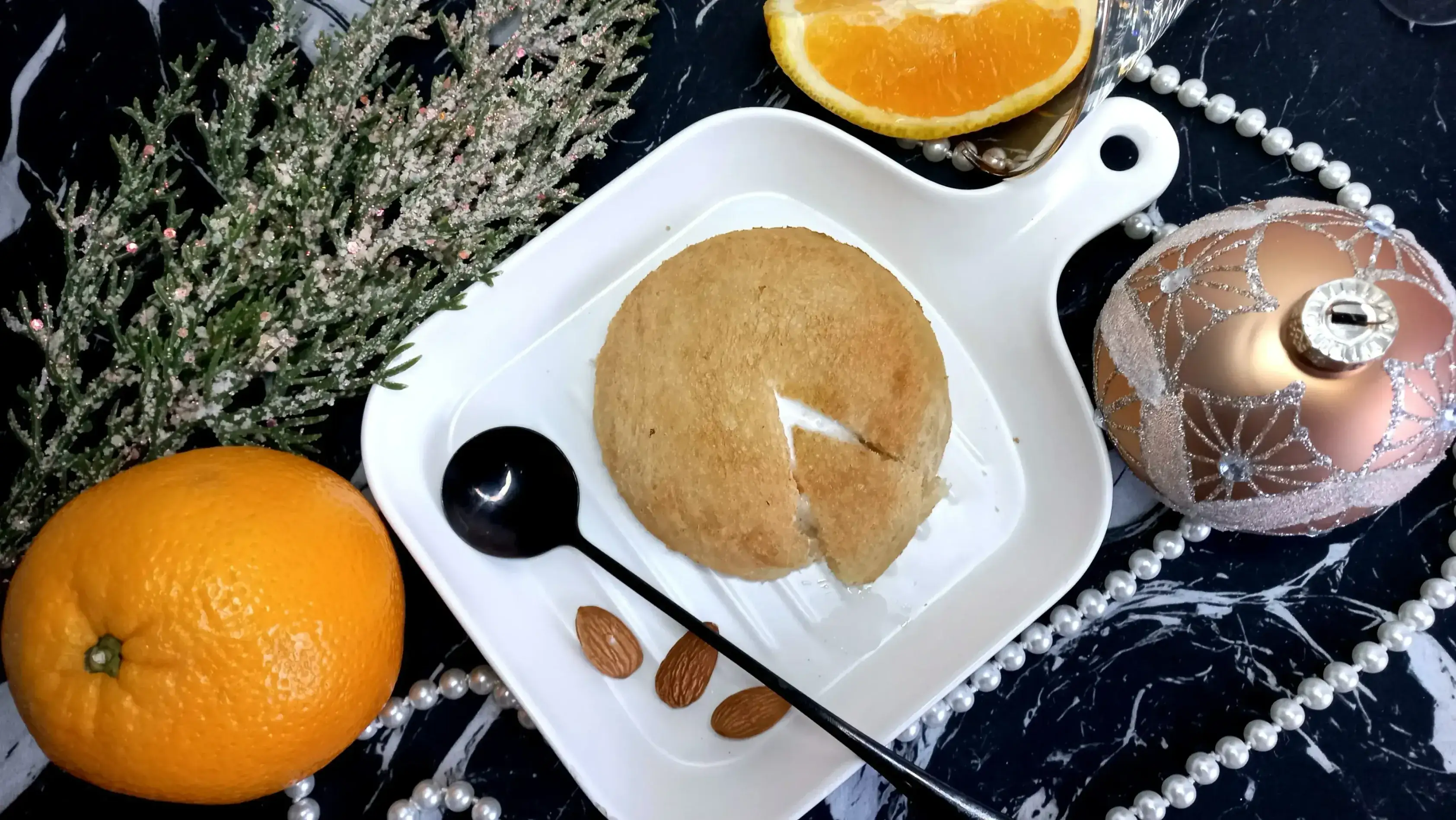 Жареное мороженое в тостовом хлебе