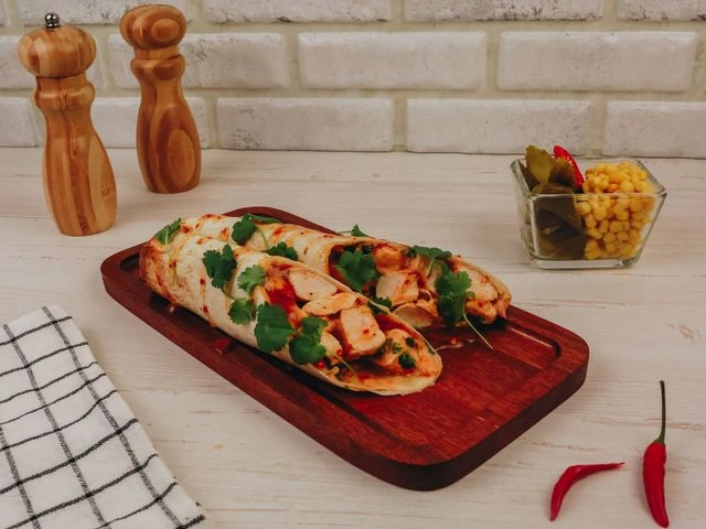 Буррито с куриным филе