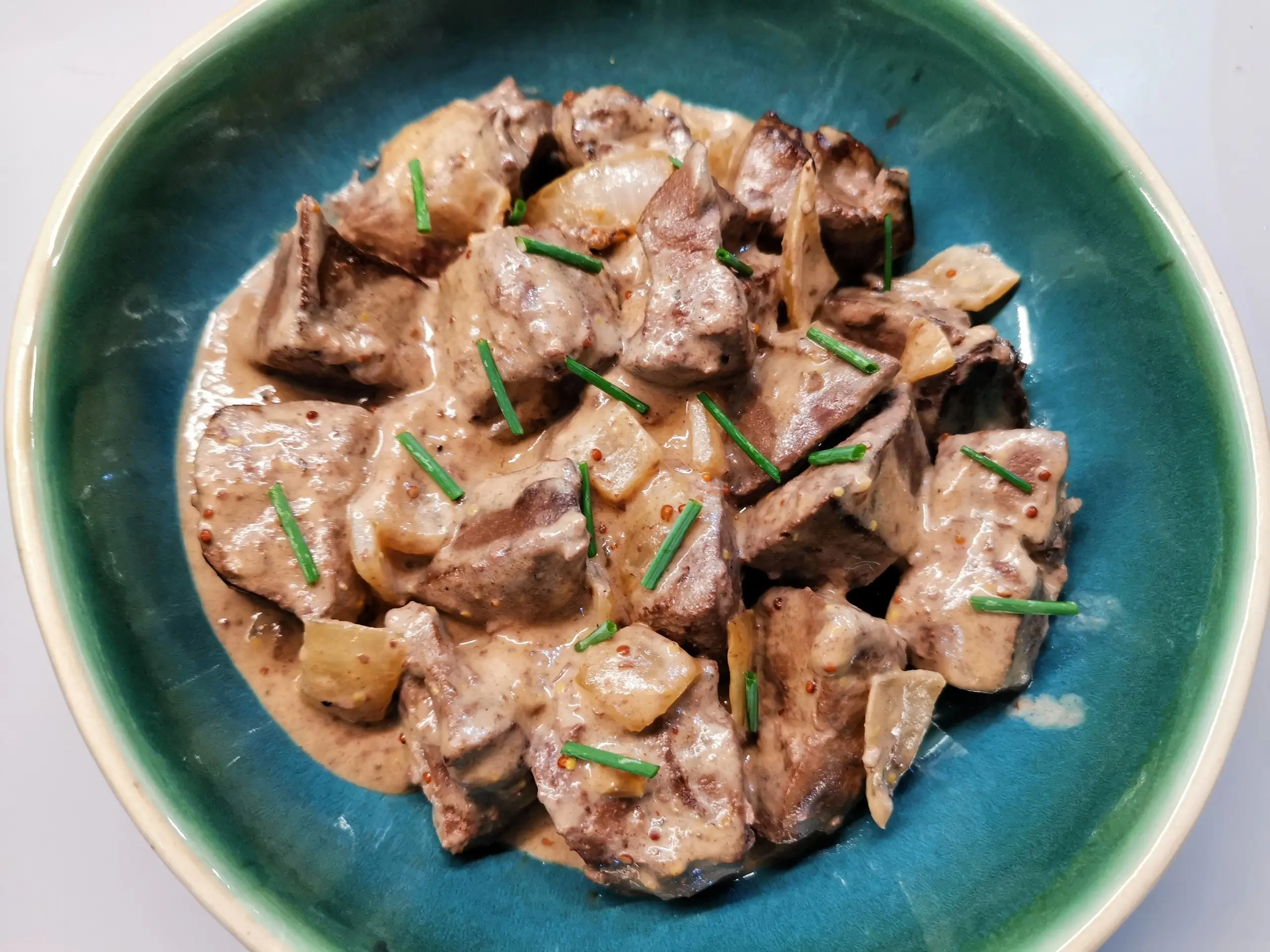 Говяжья печень с луком