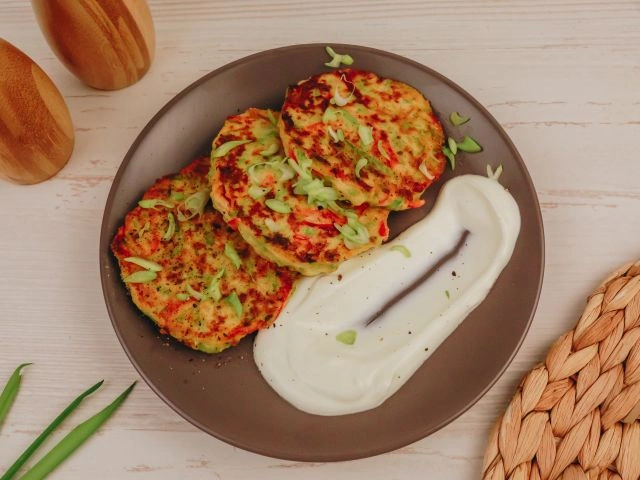 Оладьи из кабачков и болгарского перца
