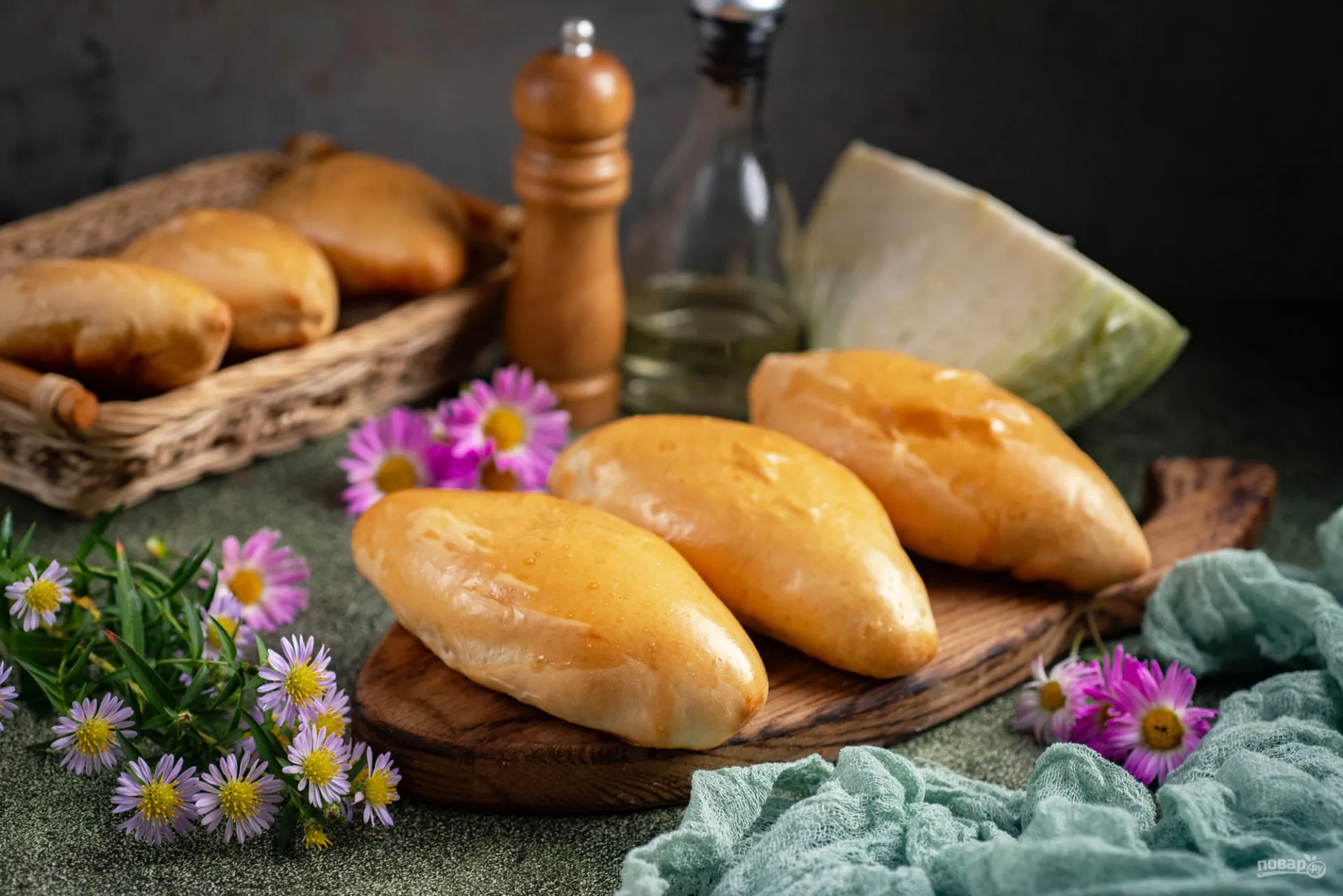 Пирожки с капустой в духовке