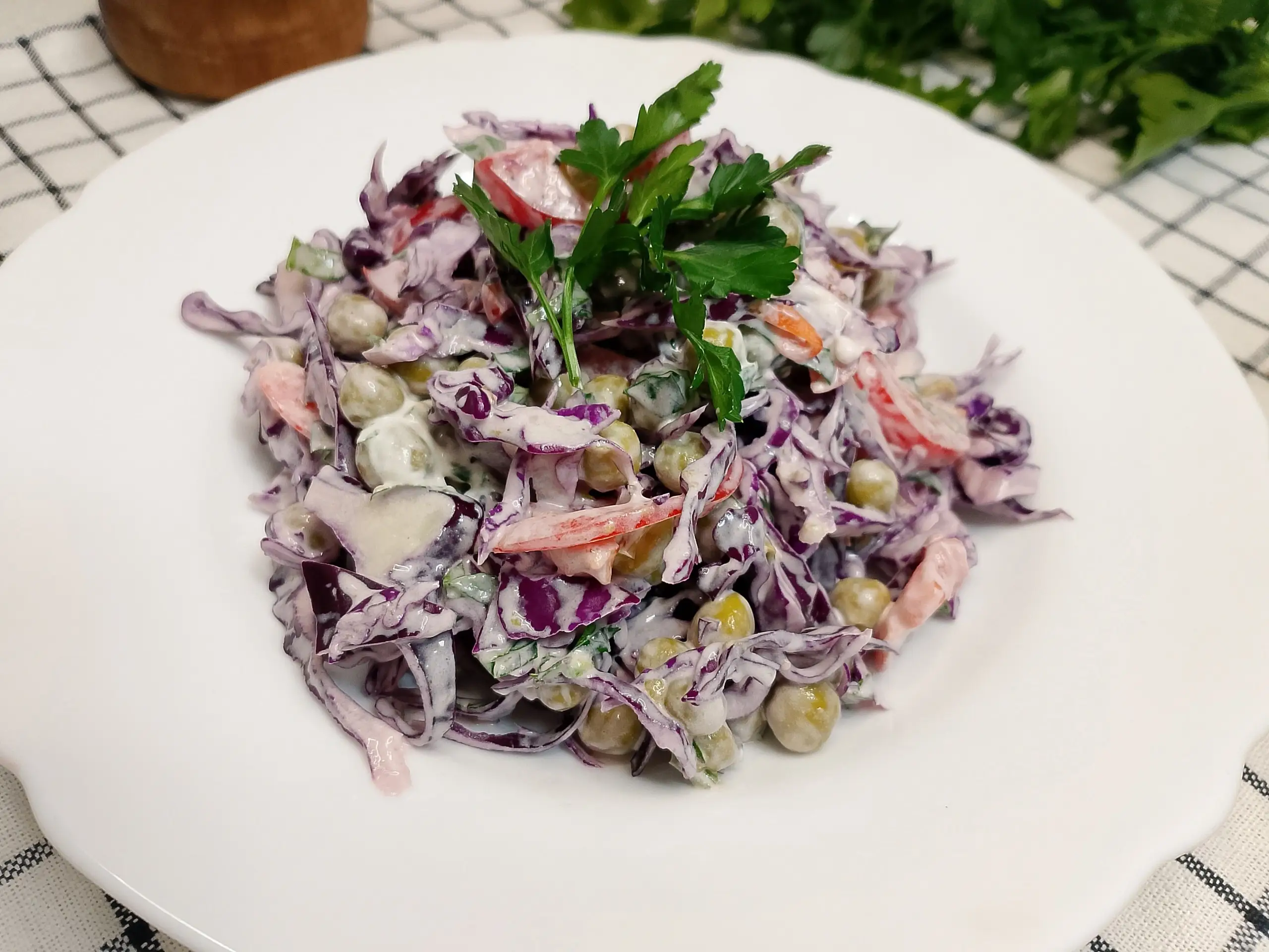 Салат из краснокочанной капусты