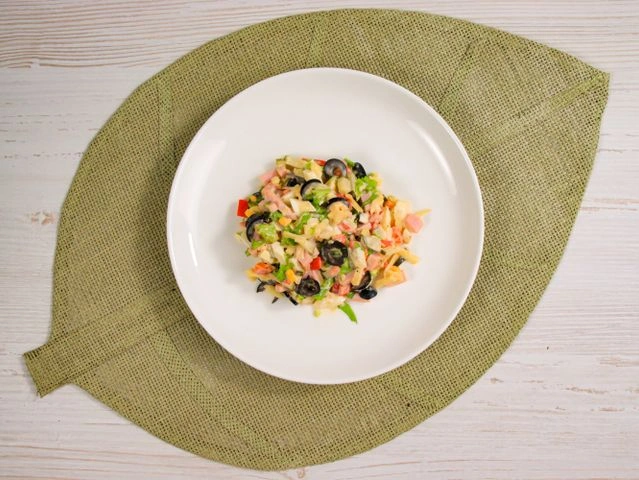 Салат с ветчиной по-венгерски