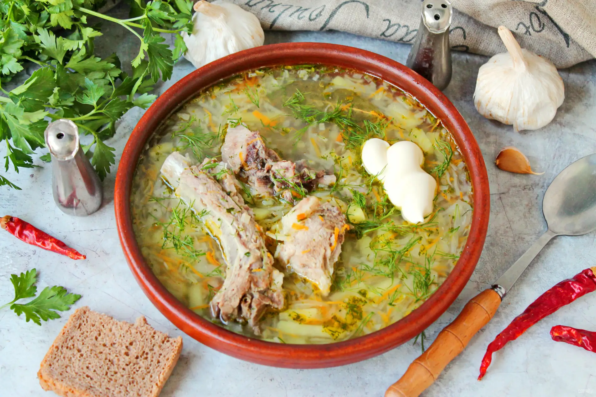 Щис к и слой капустой и мясом