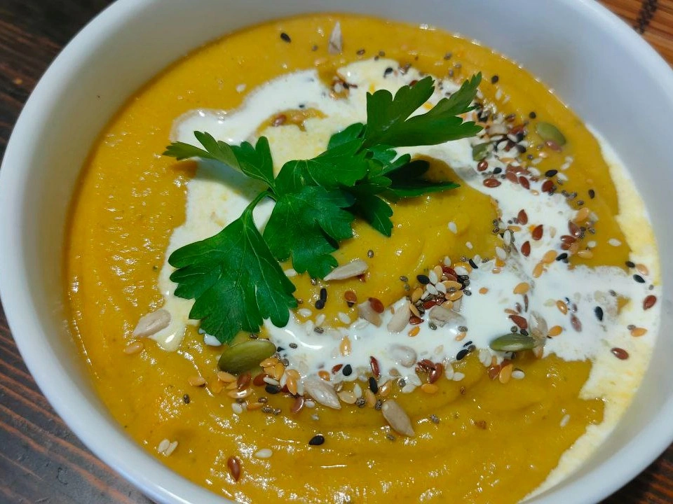 Суп-пюре из цветной капусты и брокколи