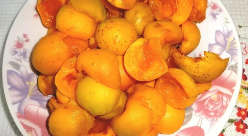 Абрикосовый кисель: шаг 1