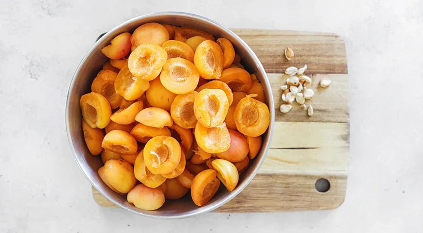 Абрикосовый ликер: шаг 1