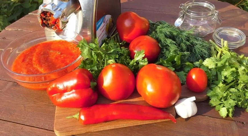 Аджика летняя (без варки): шаг 1