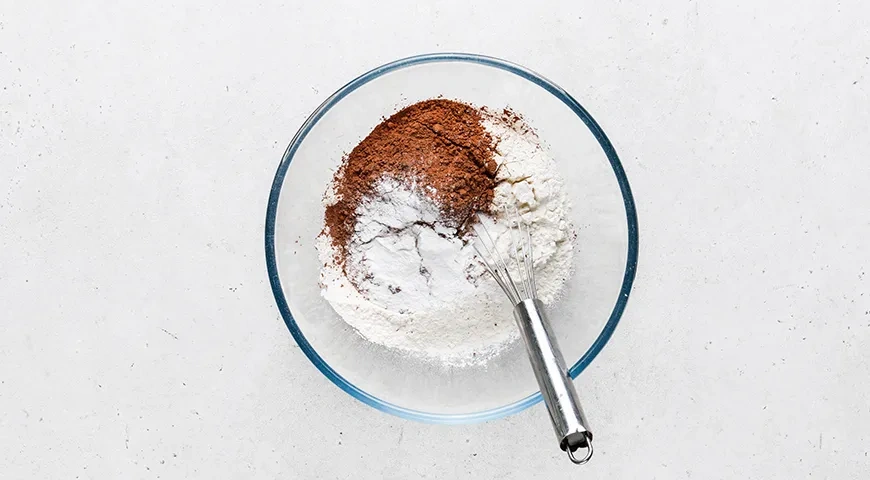 Американский шоколадный бисквит: шаг 1