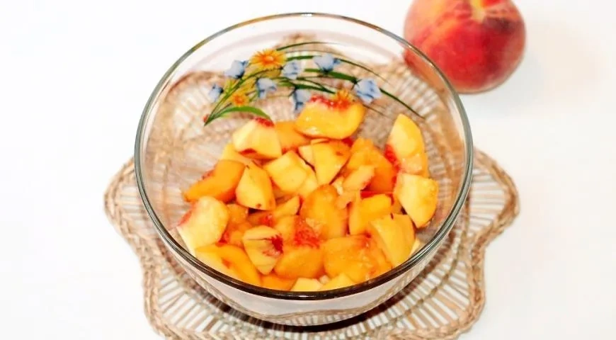 Ароматный фруктовый соус: шаг 1