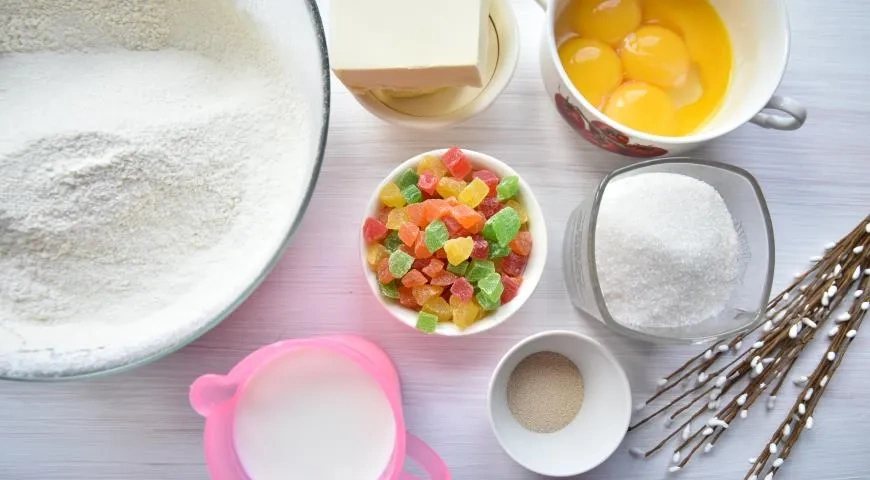 Бабушкин пасхальный кулич: шаг 1