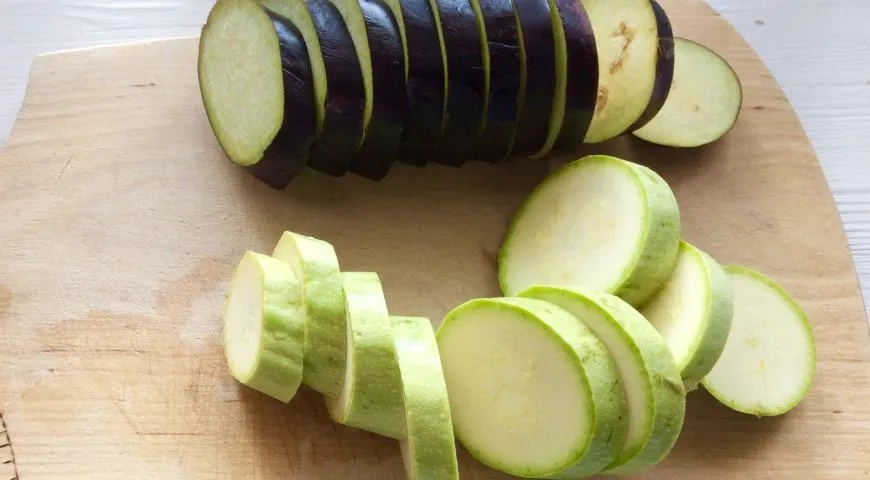 Баклажанчики: шаг 1