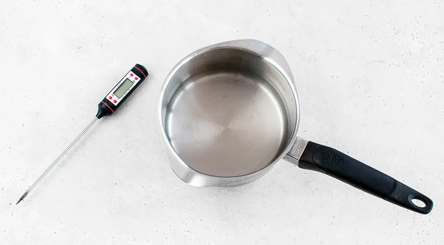 Белый хлеб в аэрогриле: шаг 1