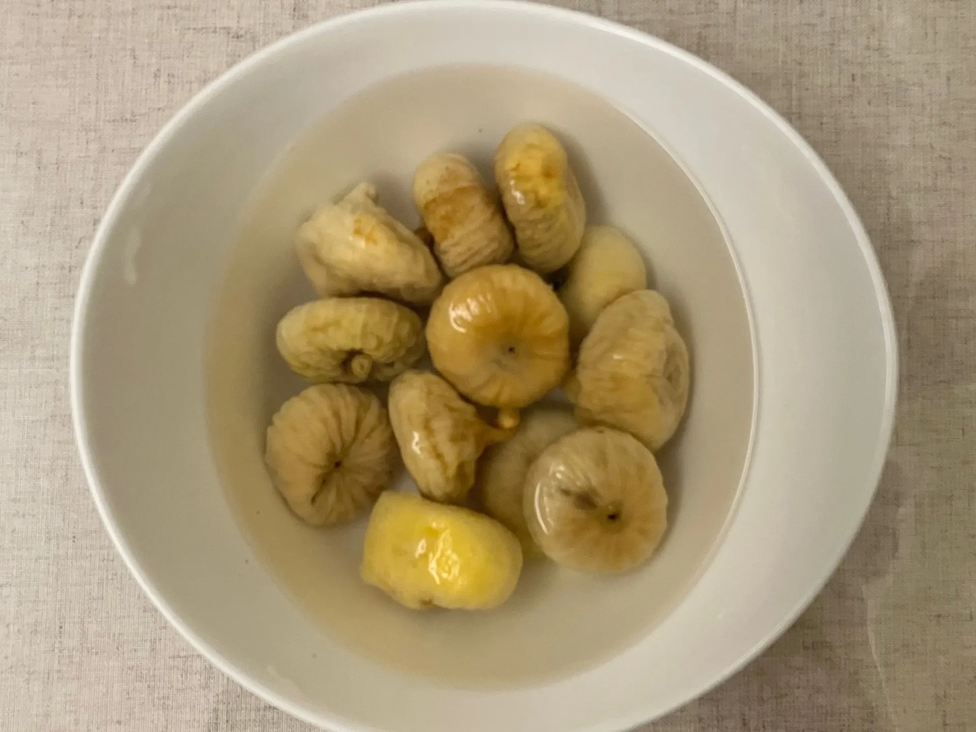 Шаг 1: Безглютеновое кокосовое печенье с инжиром