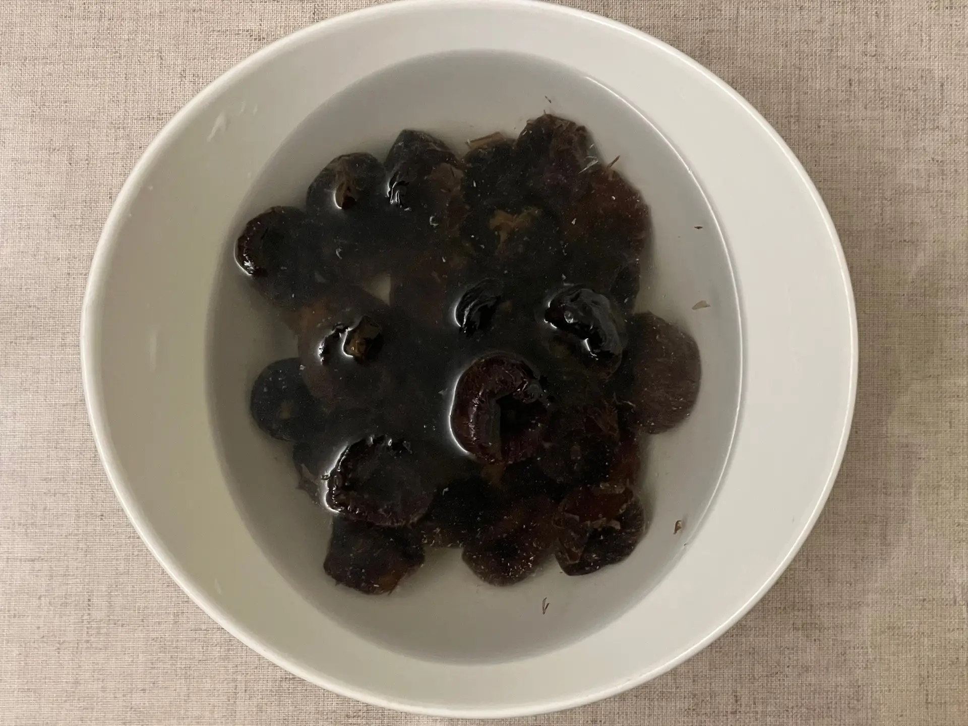 Шаг 1: Безглютеновые кексы с черносливом и отрубями