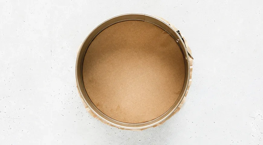 Бисквит на желтках: шаг 1