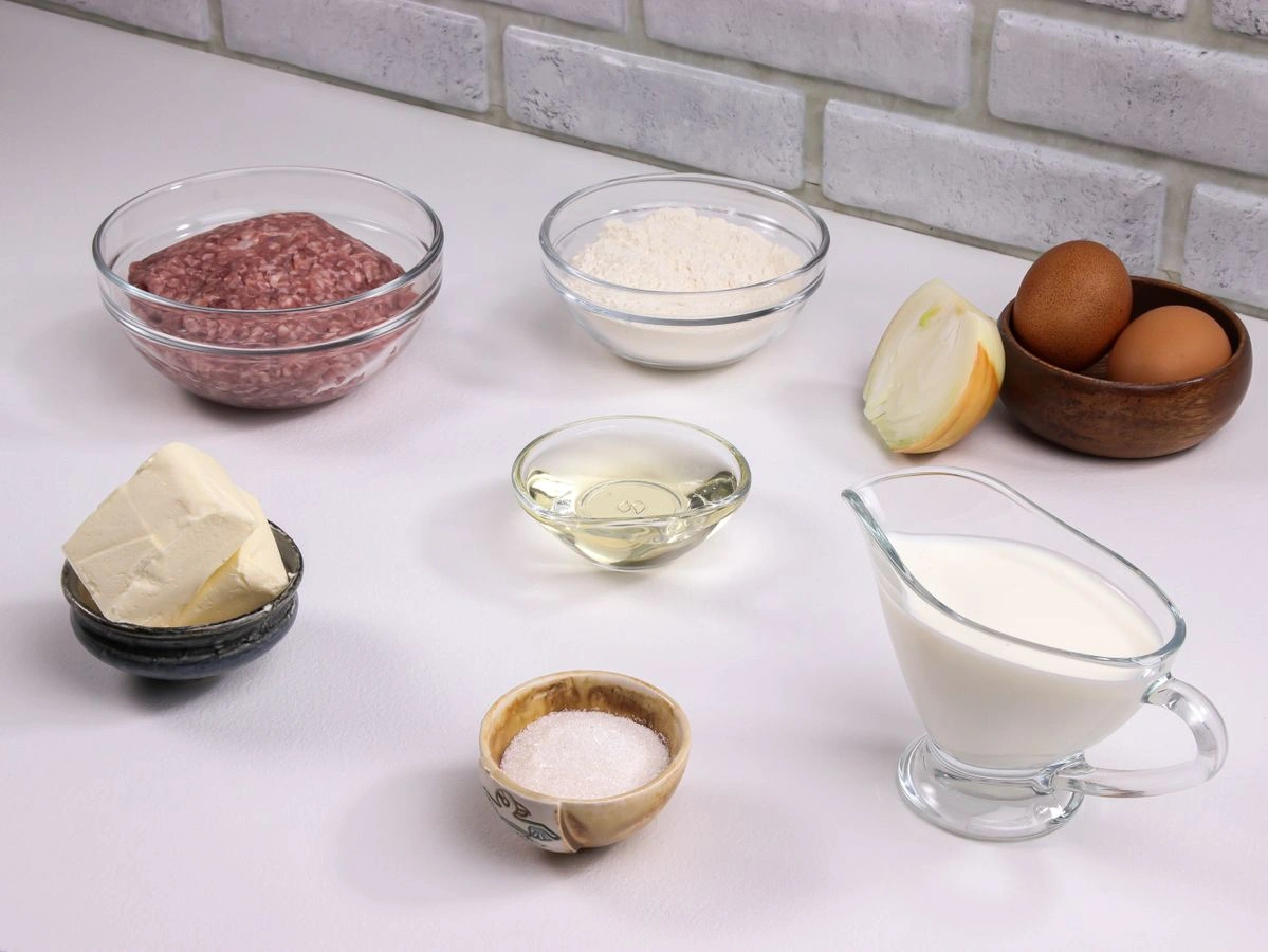 Шаг 1: Блинчики с мясом