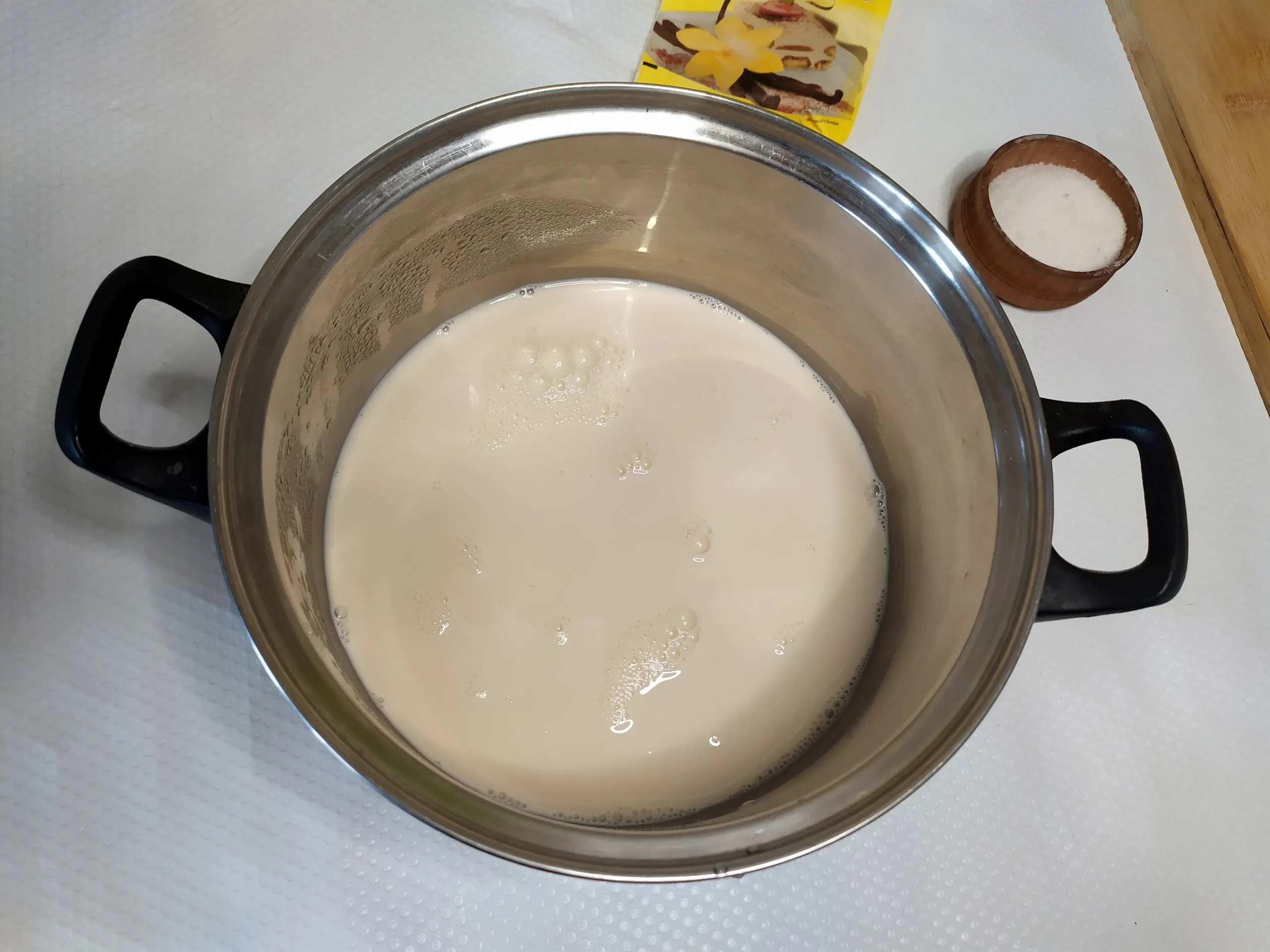 Шаг 1: Блинчики с рикоттой и манго