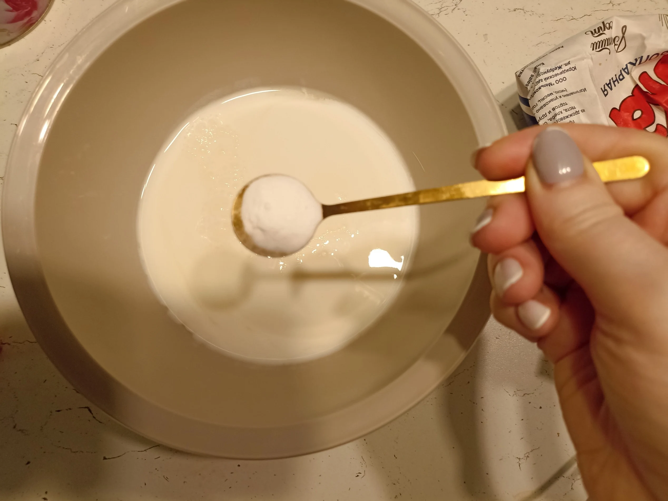 Шаг 1: Блины из кислого молока, как у бабушки