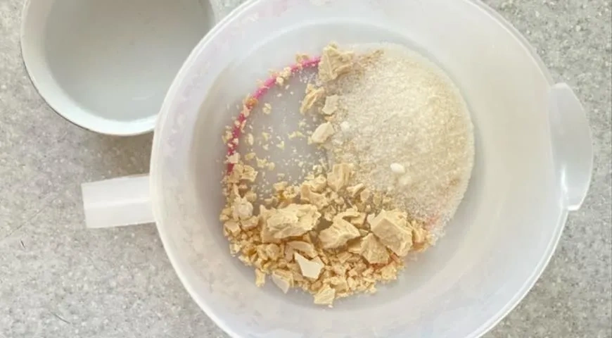 Бриошь с шоколадом: шаг 1