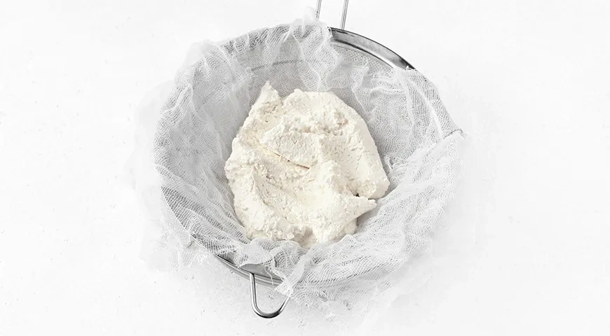 Брынза из творога: шаг 1