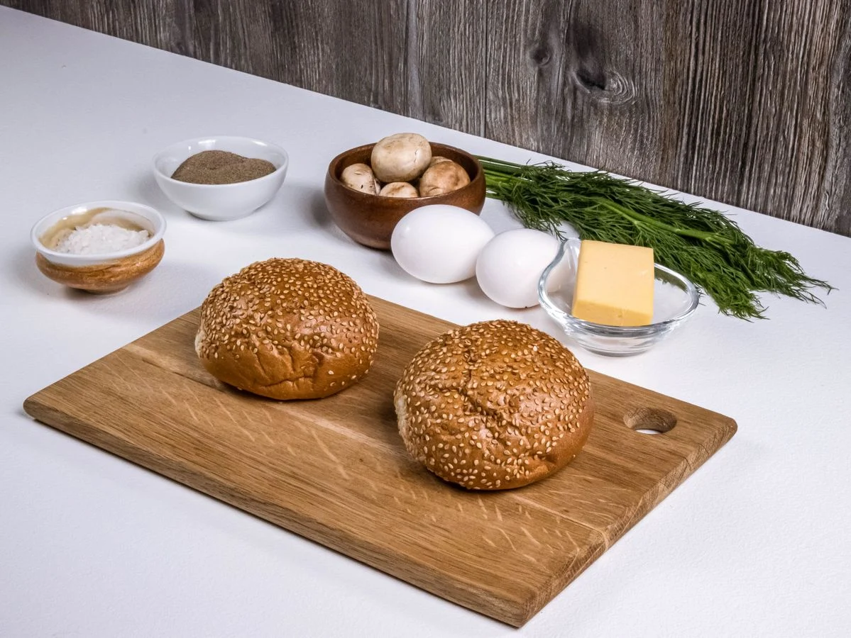 Шаг 1: Булочки на завтрак с яйцом, сыром и грибами