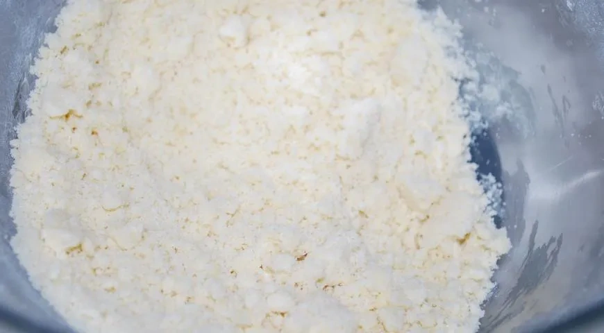 Чизкейк «Малина-Миндаль»: шаг 1