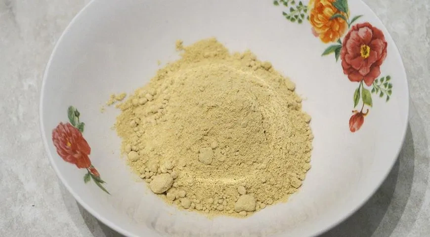 Домашняя горчица из порошка на рассоле: шаг 1