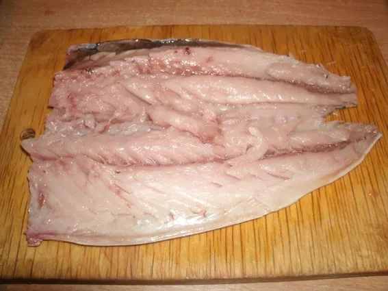 Фаршированная скумбрия: шаг 1
