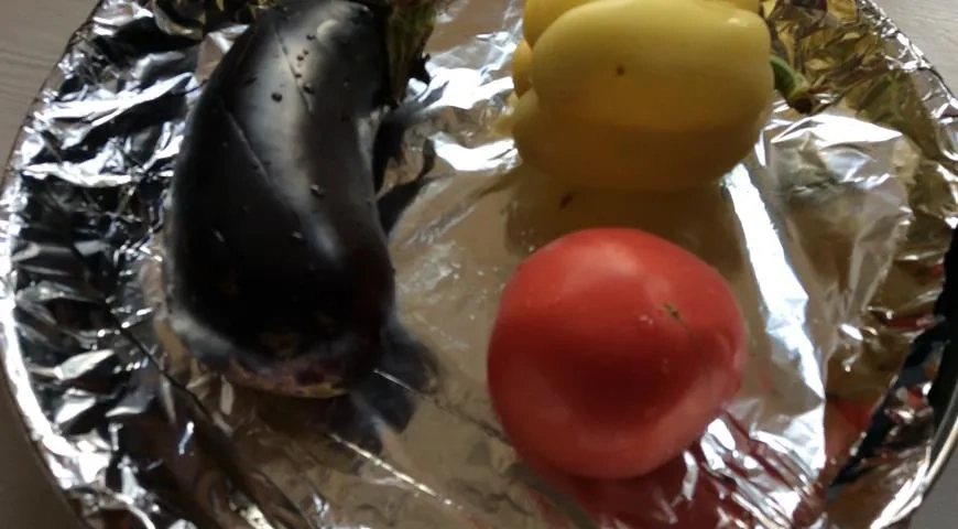 Фунчоза с запечёнными овощами: шаг 1