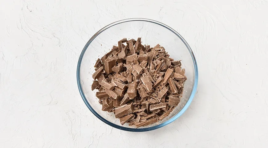 Ганаш для начинки торта: шаг 1