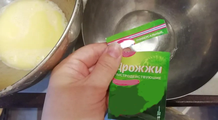 Рецепт греческого пасхального хлеба: шаг 1