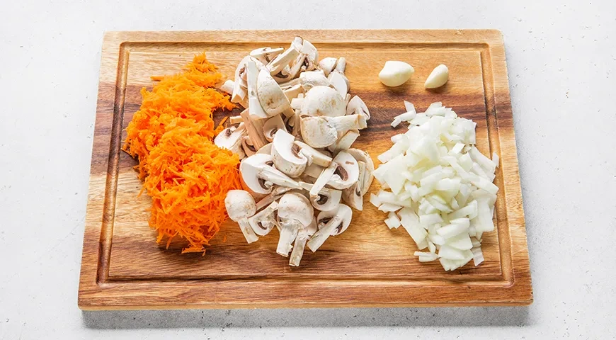 Грибная подлива из шампиньонов: шаг 1