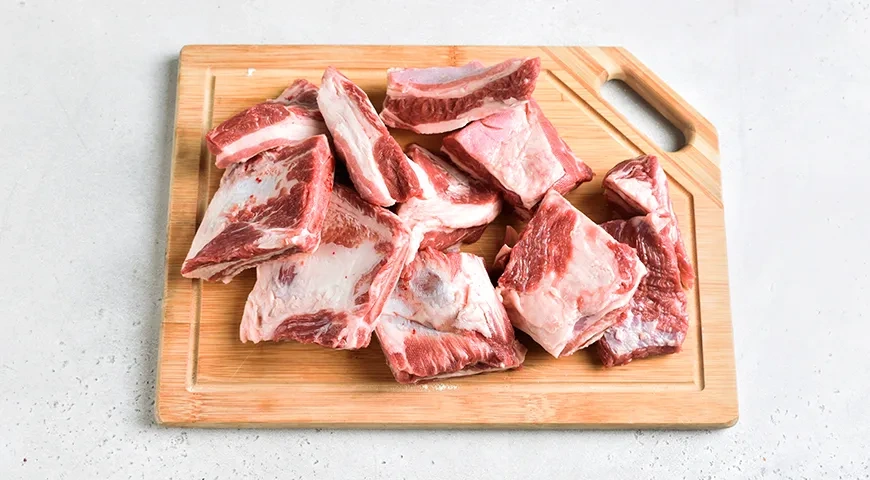 Хашлама из говядины с картошкой: шаг 1