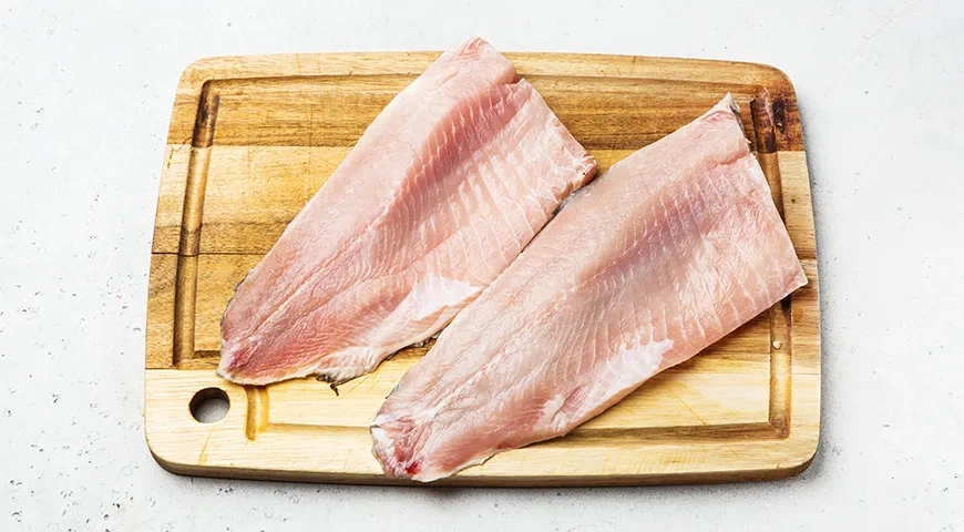 Хе из карпа – корейская острая закуска из рыбы: шаг 1