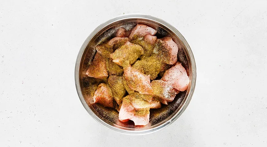 Индейка с баклажанами в духовке: шаг 1