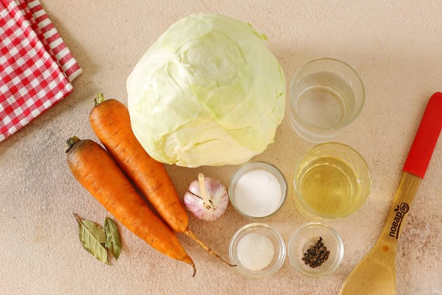 Шаг 1: Капуста бомба в горячем рассоле