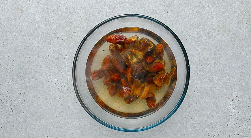 Карамель из фиников: шаг 1