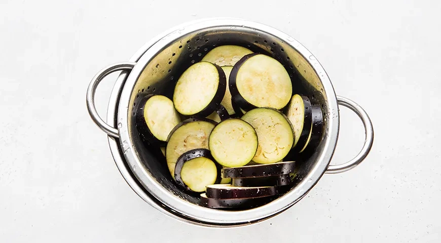 Карамелизированные баклажаны: шаг 1