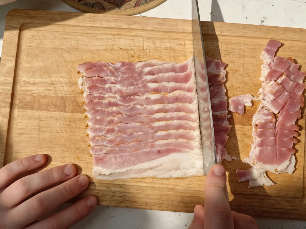 Шаг 1: Карбонара с беконом и сливками