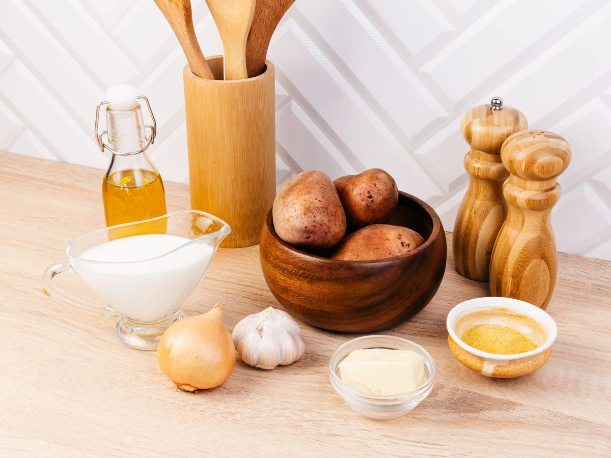 Шаг 1: Картофель в молоке, запеченный в духовке